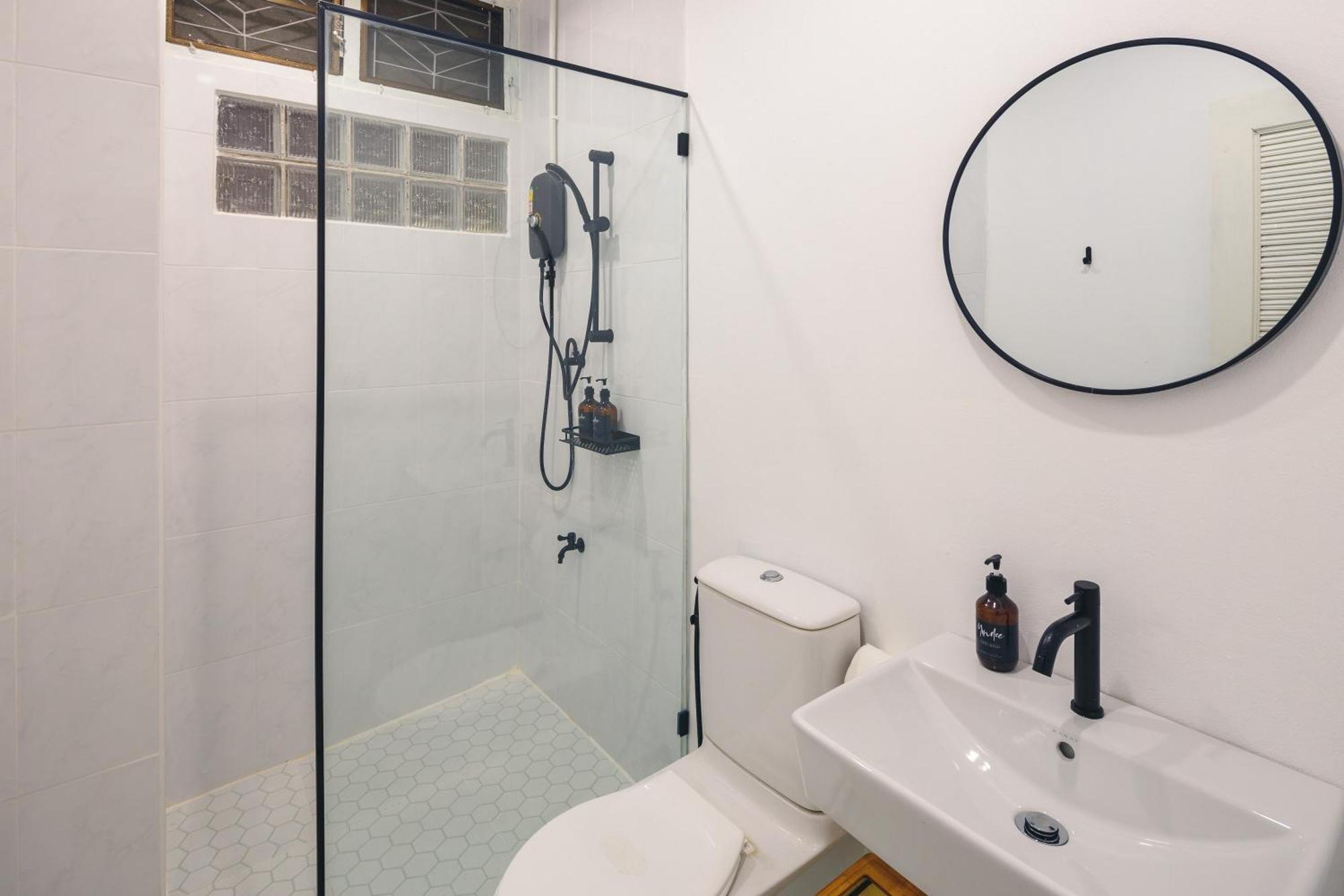 נאן Yindee Travellers Lodge מראה חיצוני תמונה