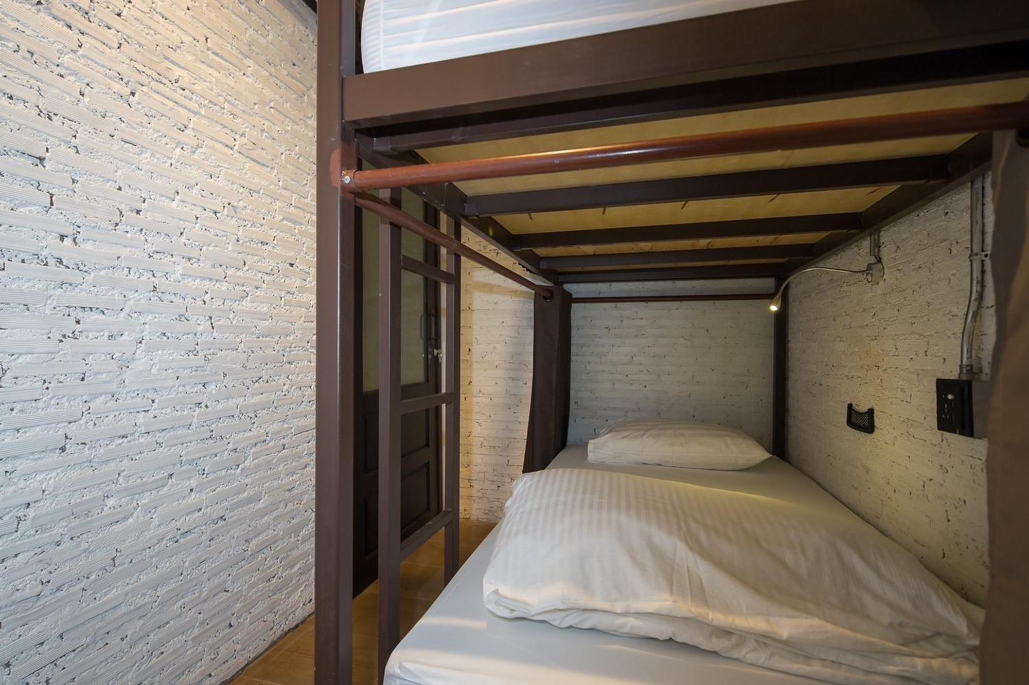 נאן Yindee Travellers Lodge מראה חיצוני תמונה
